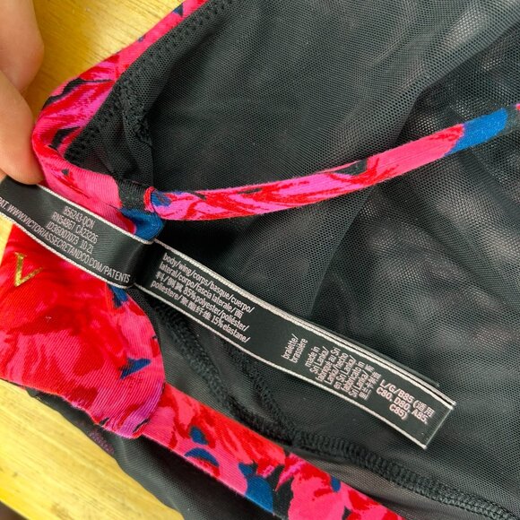 Victoria's Secret / High Neck Sport Bra / Floral - Picture 6 of 6